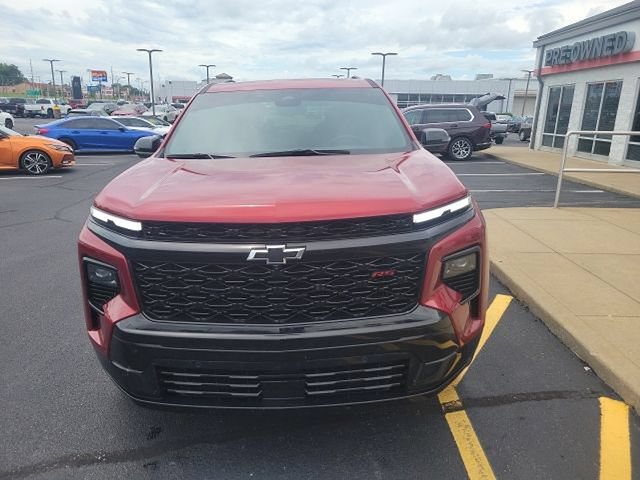 Used 2024 Chevrolet Traverse RS AWD/4WD image 2