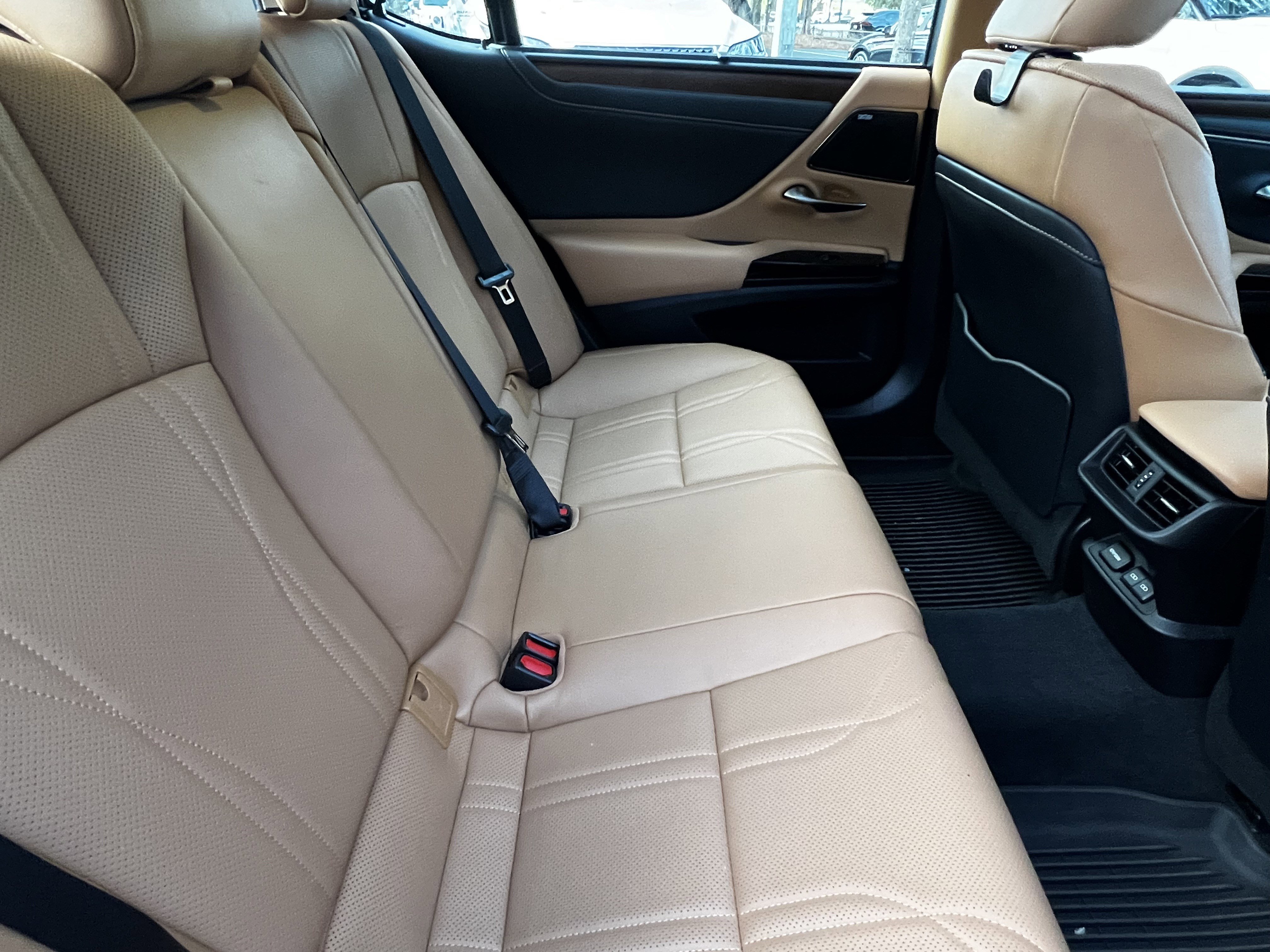 Used 2023 Lexus ES 350 Ultra Luxury image 41