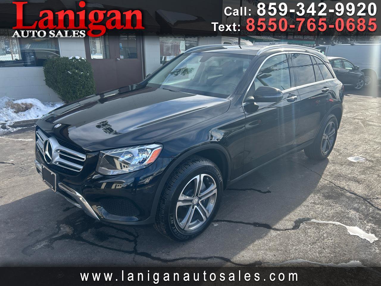 Used 2017 Mercedes-Benz GLC 300 4MATIC w/ Premium 1 Package image 1