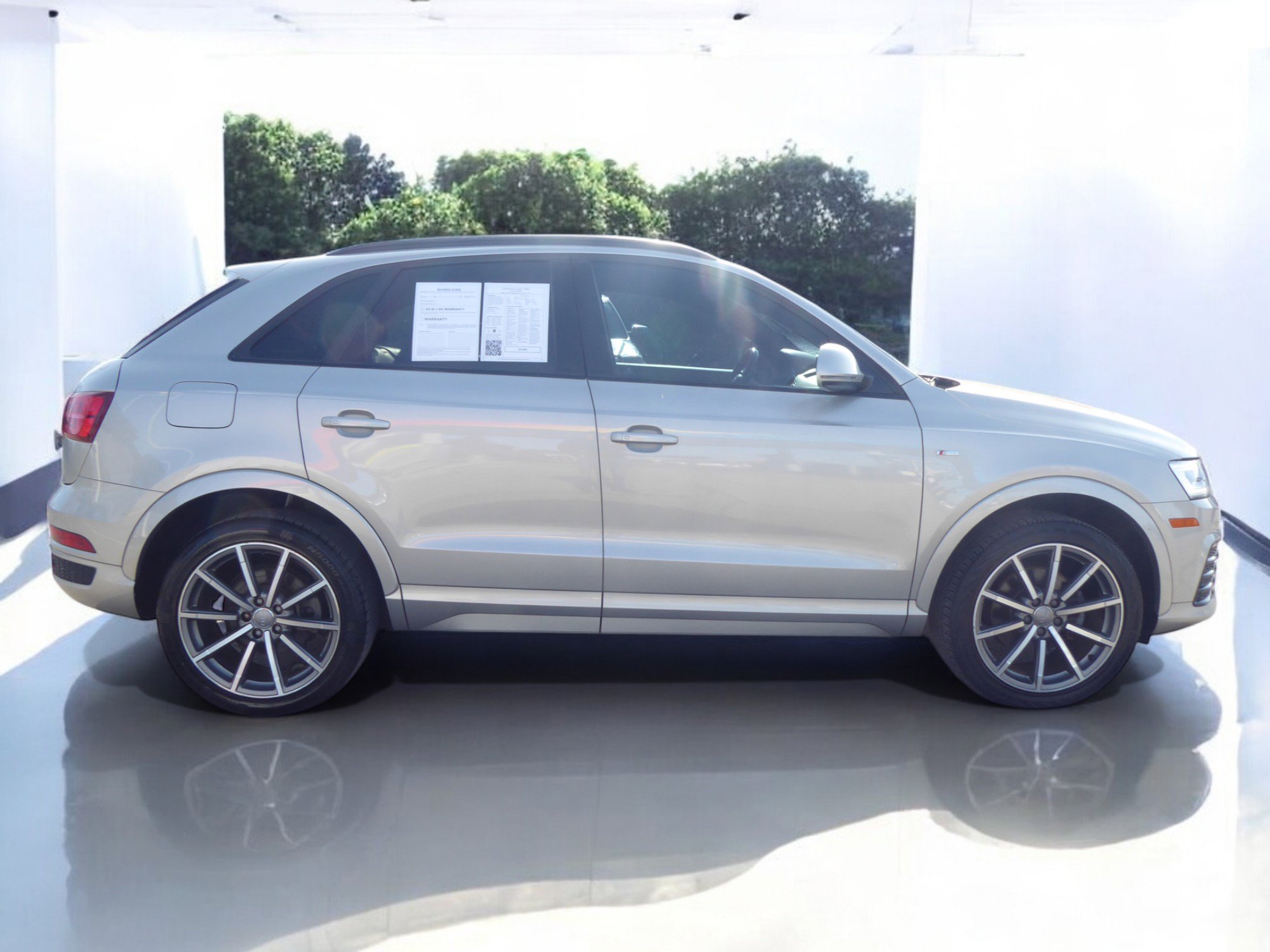 Used 2017 Audi Q3 2.0T Prestige w/ Prestige Package image 6