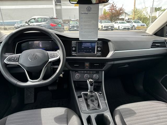 Certified 2024 Volkswagen Jetta S FWD image 16