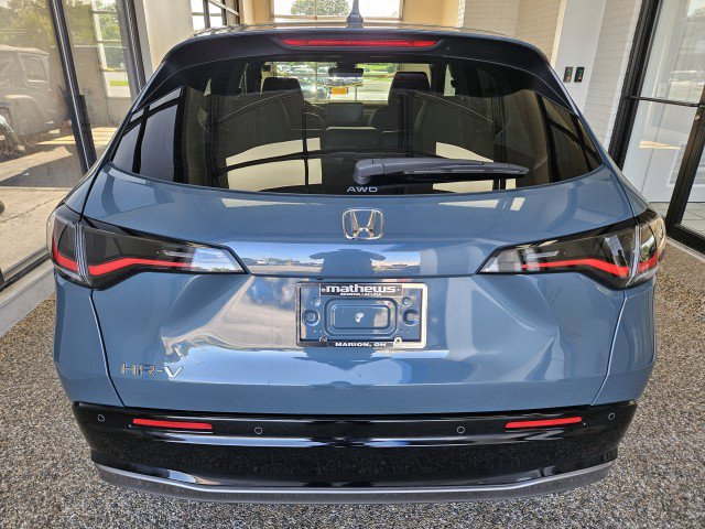 Used 2025 Honda HR-V EX-L image 3