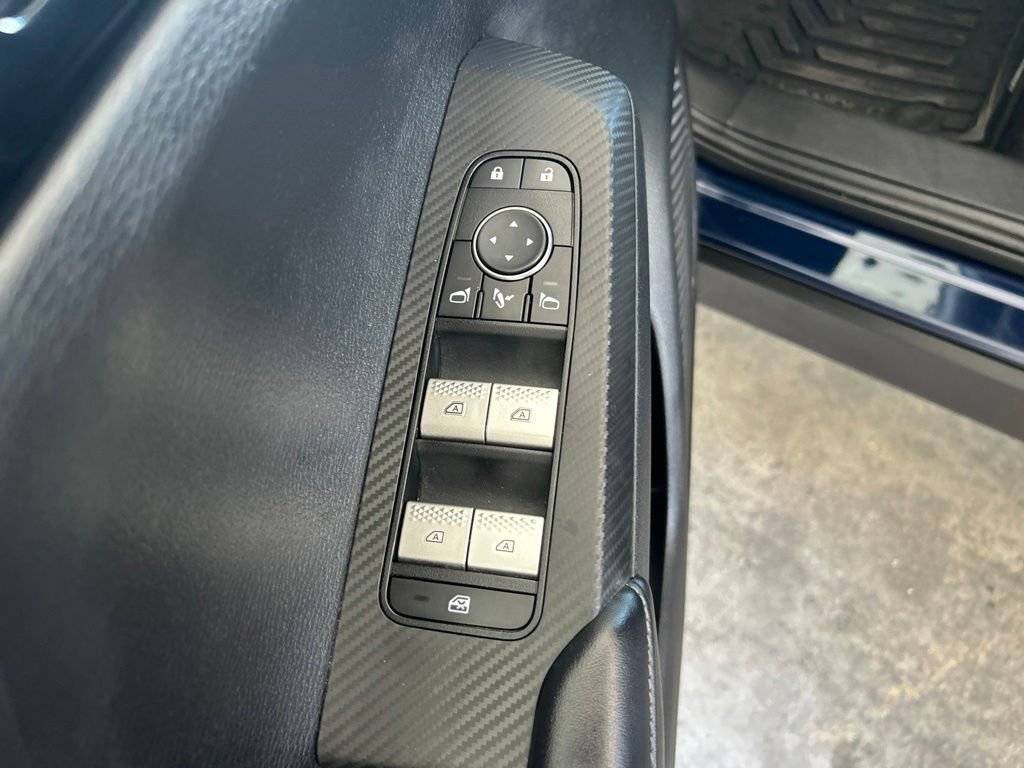 Used 2024 Mitsubishi Outlander FWD image 40