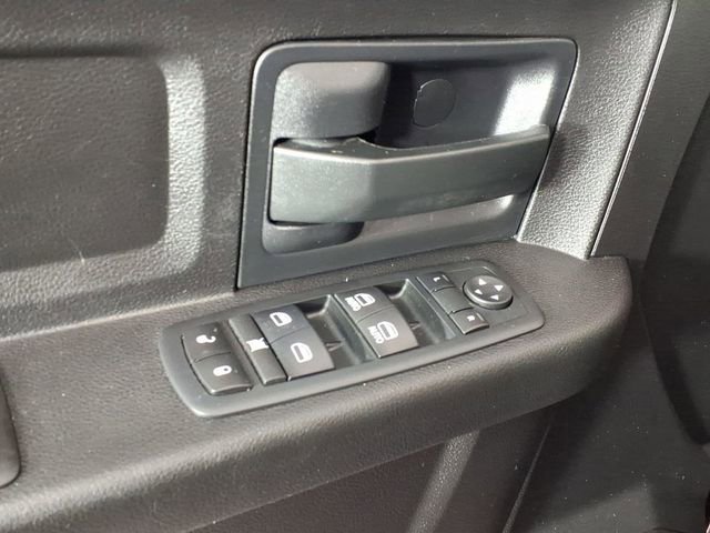 Used 2017 RAM 1500 Express AWD/4WD image 17