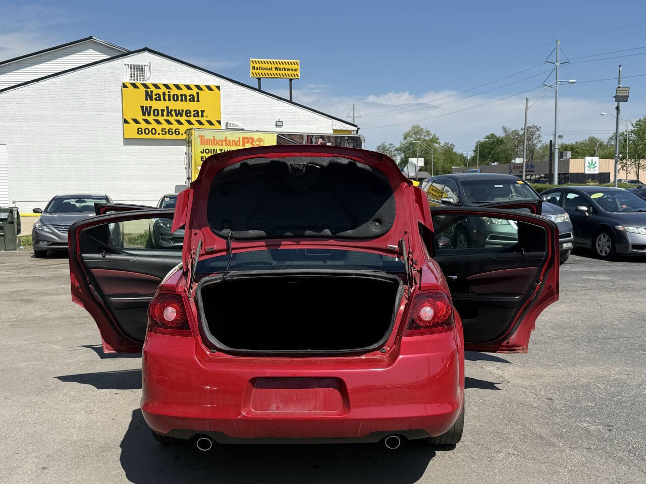 Used 2011 Dodge Avenger Heat FWD image 21