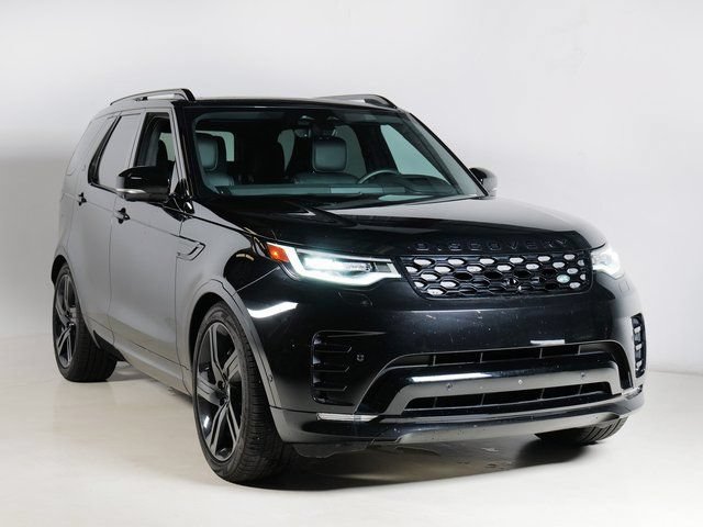 Certified 2025 Land Rover Discovery Dynamic SE AWD/4WD image 10