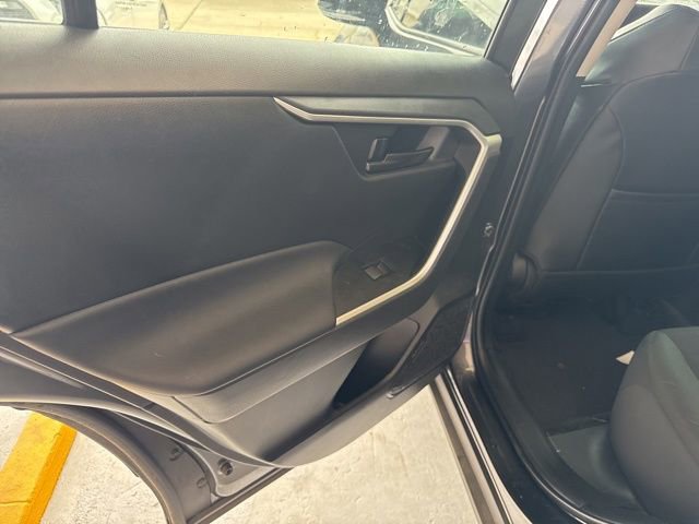 Used 2023 Toyota RAV4 LE image 13