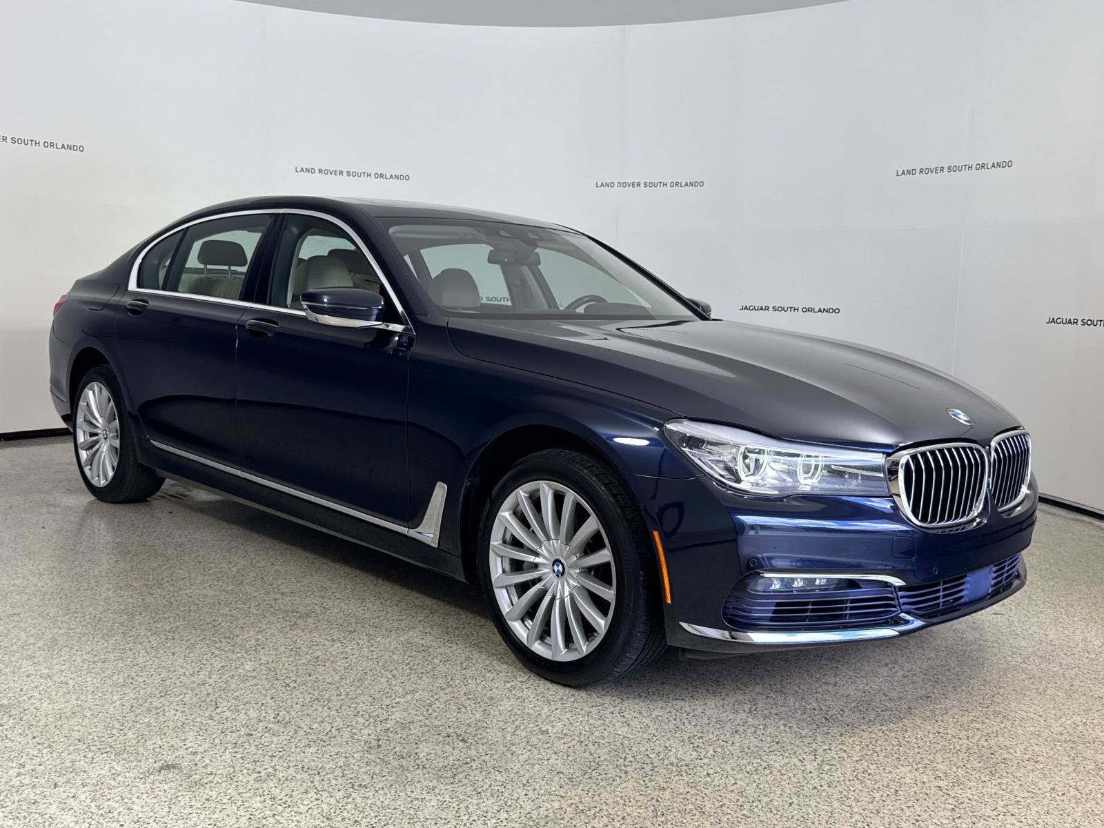Used 2016 BMW 740i RWD image 7