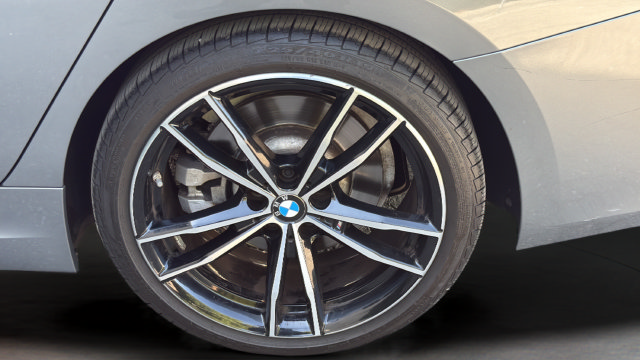 Used 2023 BMW 330i Sedan w/ M Sport Package RWD image 37