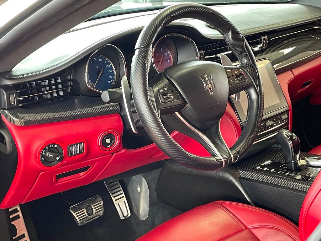 Used 2018 Maserati Quattroporte S GranSport Q4 AWD/4WD image 13