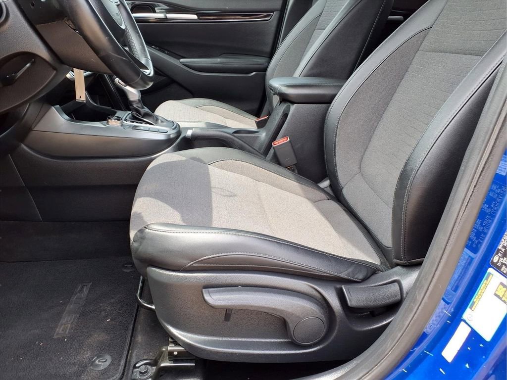 Used 2021 Kia Seltos S AWD/4WD image 23