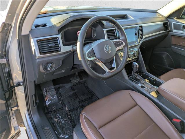 Used 2023 Volkswagen Atlas SE w/ Panoramic Sunroof Package image 10