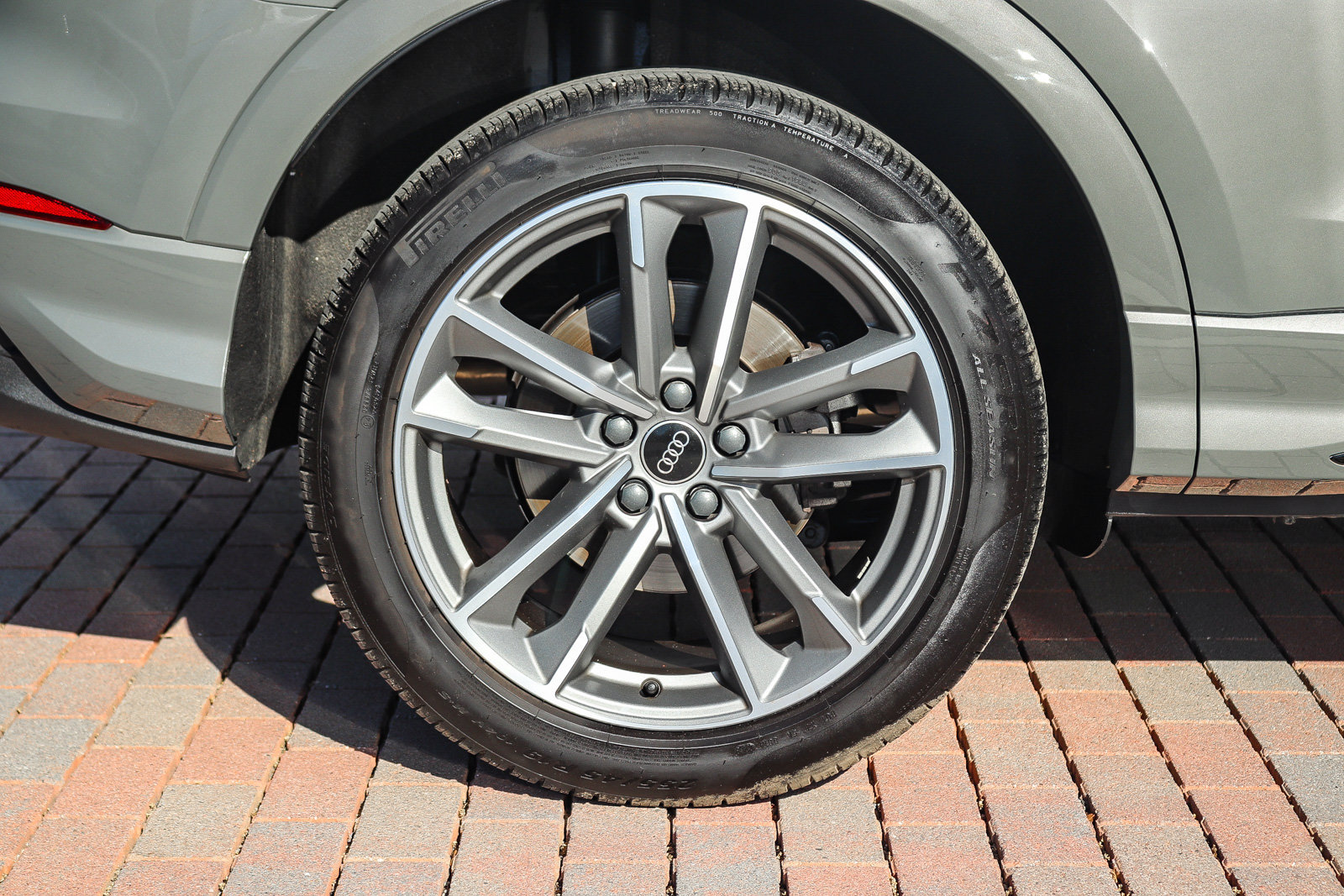 Certified 2023 Audi Q3 2.0T Premium AWD/4WD image 9