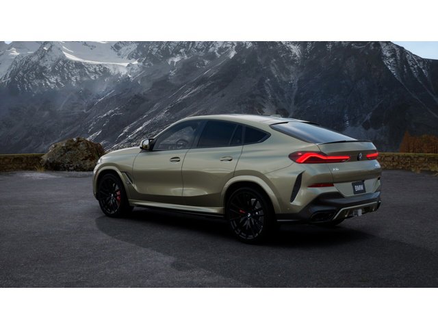 New 2027 BMW X6 M60i image 2