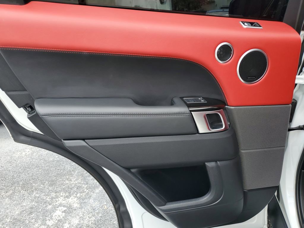 Used 2019 Land Rover Range Rover Sport HST AWD/4WD image 11