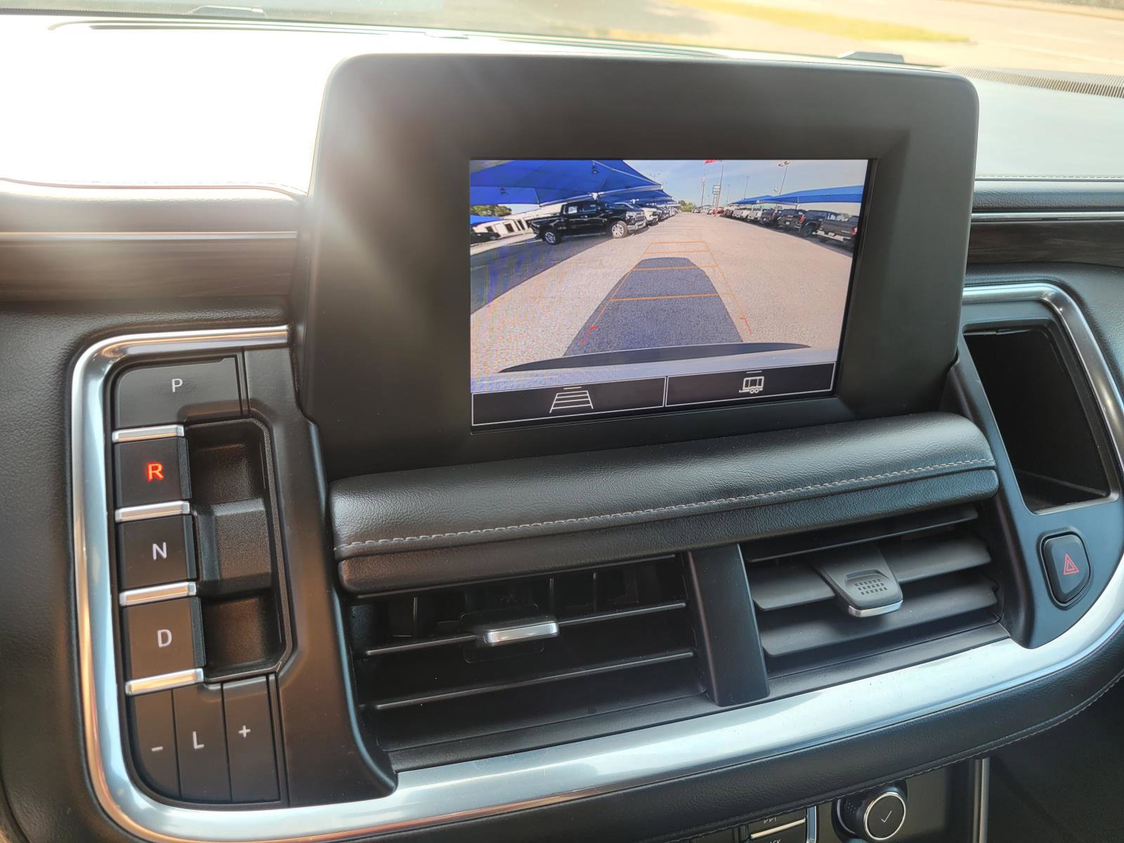Used 2023 Chevrolet Suburban LS RWD image 23