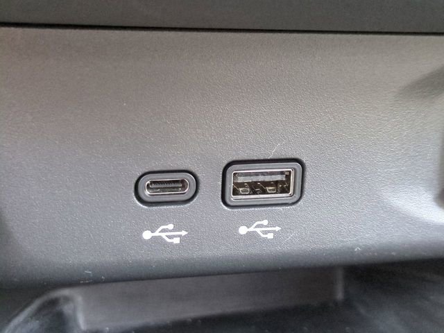 Used 2025 Buick Envista Avenir image 24