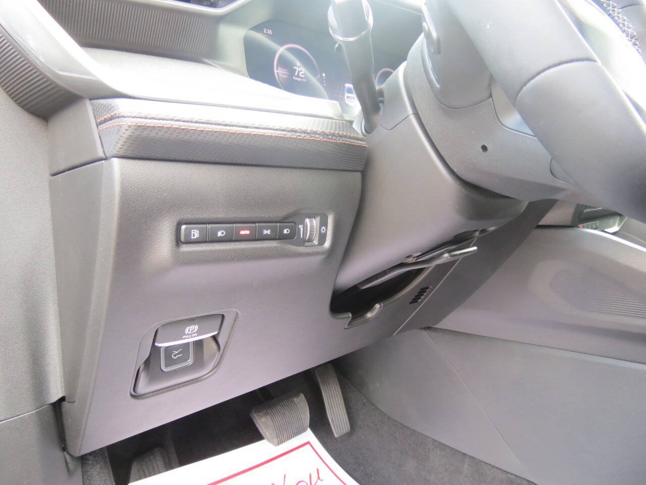 New 2026 Jeep Cherokee Overland w/ Advanced Pro Tech Group AWD/4WD image 8