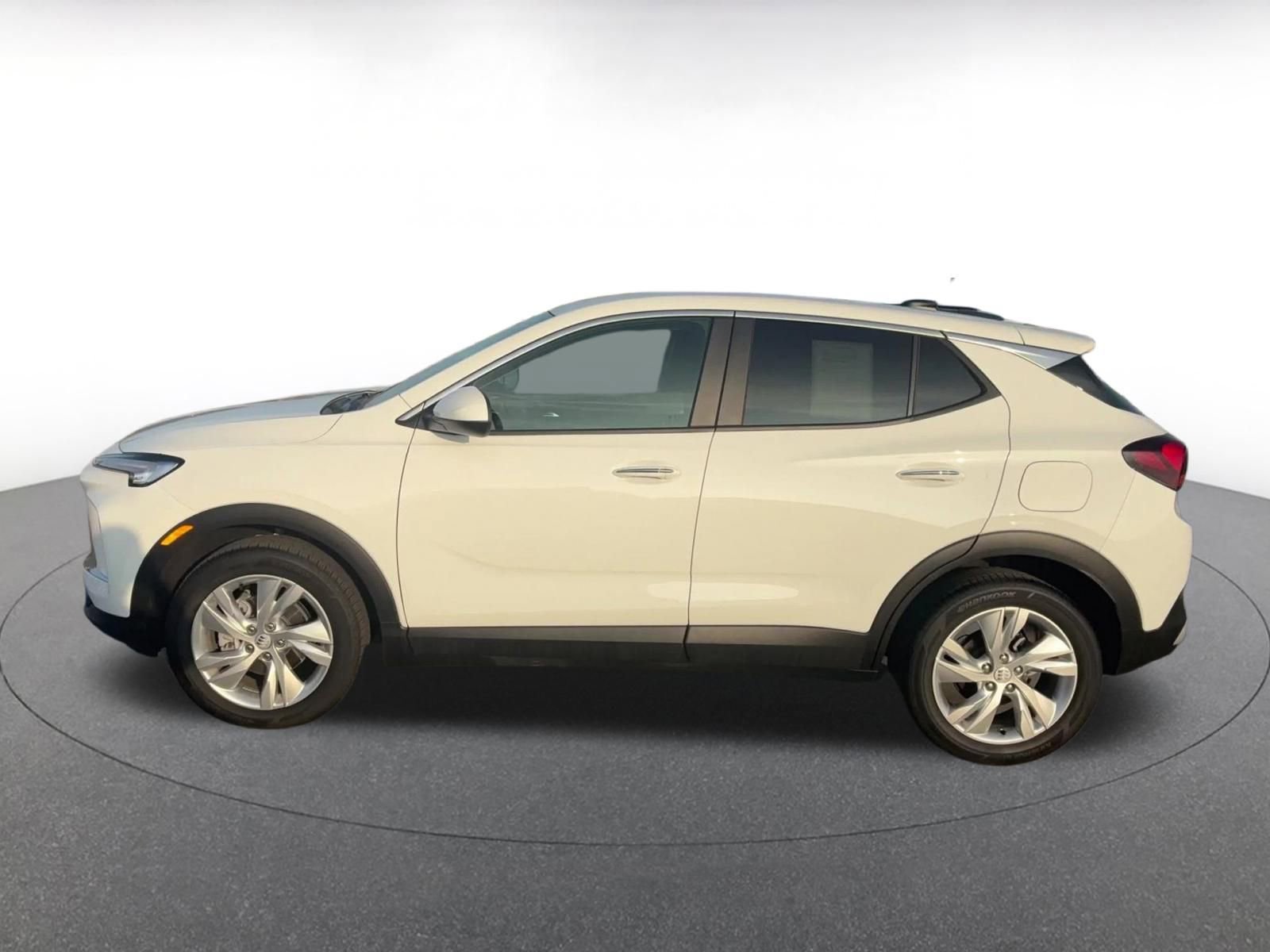 Used 2025 Buick Encore GX Preferred image 9