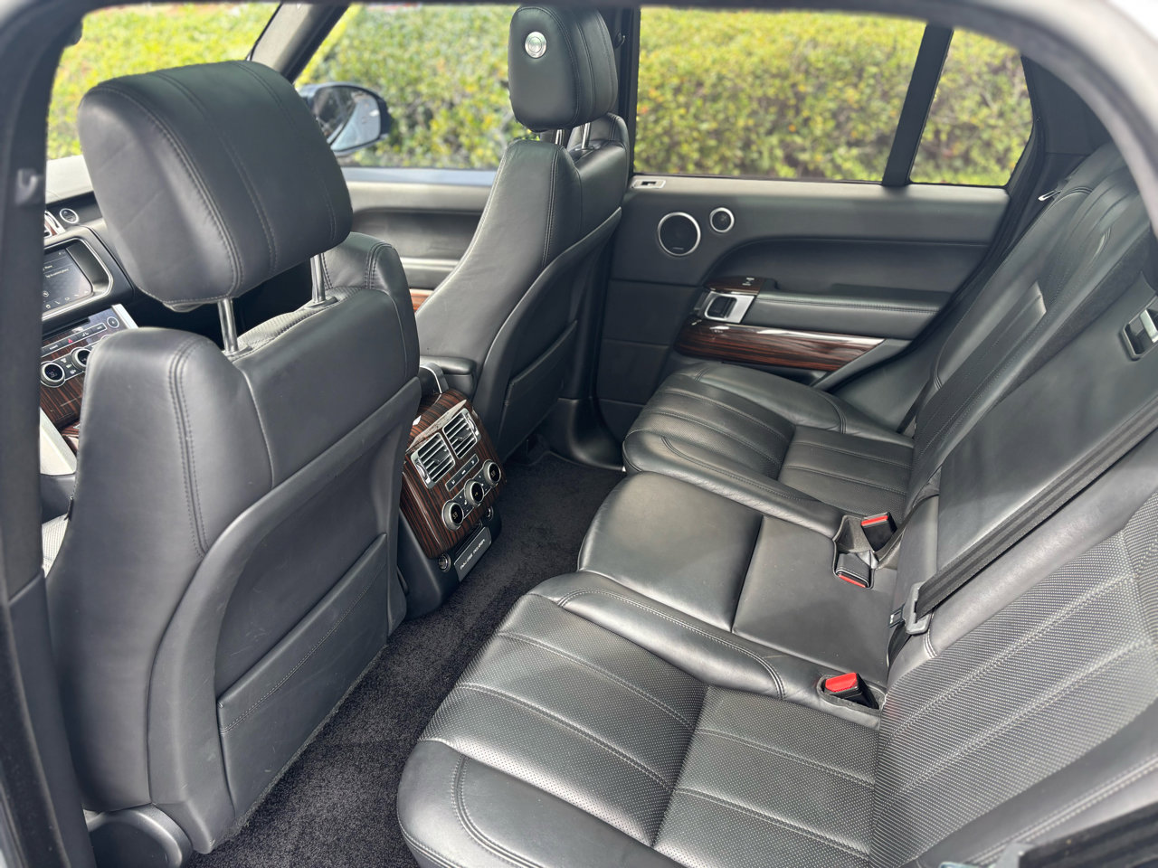 Used 2017 Land Rover Range Rover HSE image 27