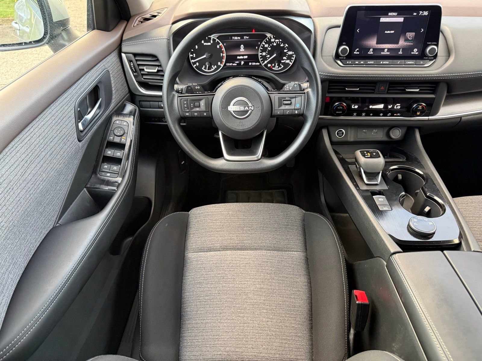 Used 2023 Nissan Rogue SV AWD/4WD image 26