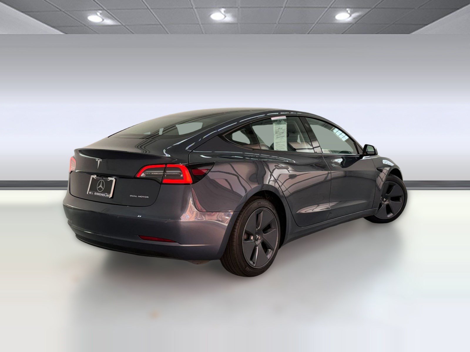 Used 2022 Tesla Model 3 Long Range AWD/4WD image 8