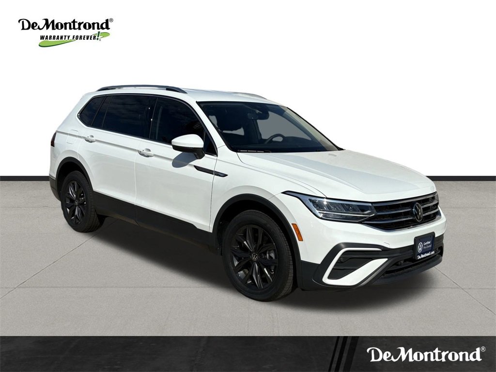 Certified 2024 Volkswagen Tiguan SE image 3