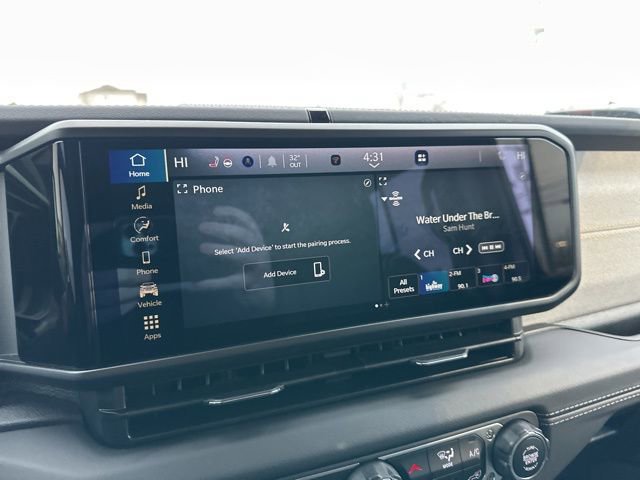 Used 2025 Jeep Wrangler Sahara image 22