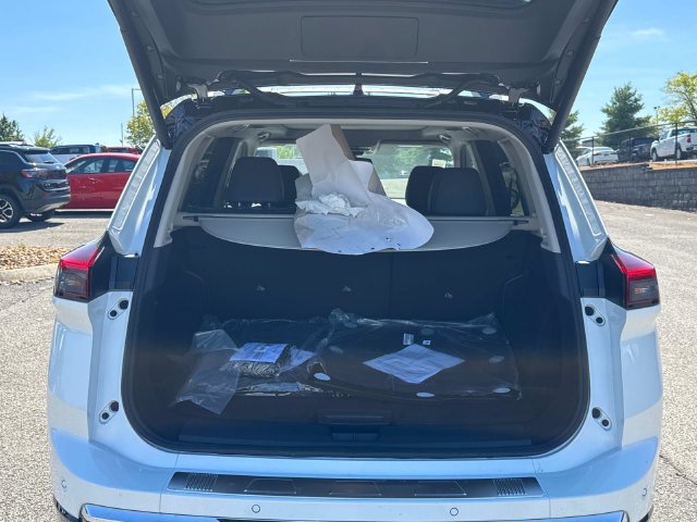 New 2026 Nissan Rogue Platinum w/ Platinum Premium Package AWD/4WD image 13