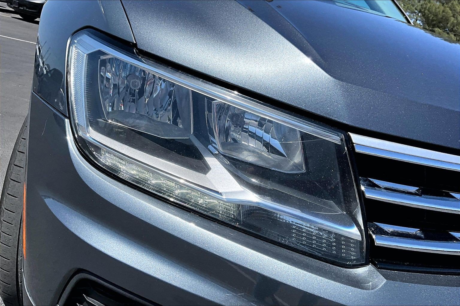 Used 2019 Volkswagen Tiguan S FWD image 16