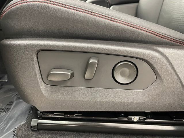 New 2025 Chevrolet Colorado Z71 w/ Technology Package image 10