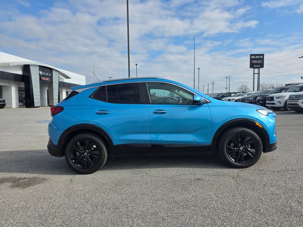 Used 2025 Buick Encore GX Sport Touring w/ Comfort Package image 9