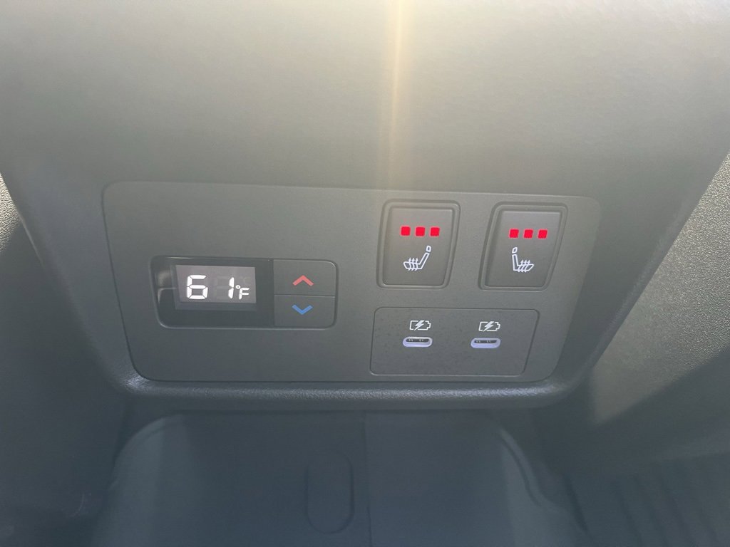 New 2026 Nissan Rogue Platinum image 13