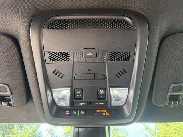 Certified 2023 Cadillac XT6 Premium Luxury w/ Technology Package image 32