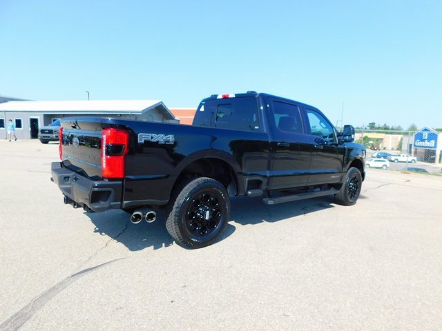 New 2025 Ford F250 Lariat w/ Black Appearance Package image 3