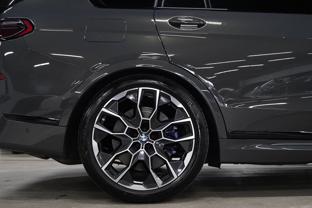 Used 2023 BMW X7 M60i w/ Executive Package AWD/4WD image 39