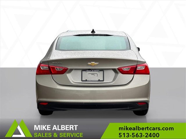 Used 2023 Chevrolet Malibu LS image 5