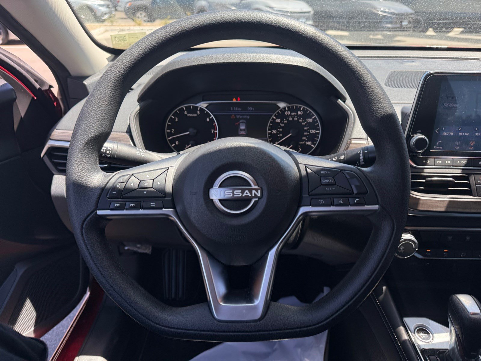 Used 2023 Nissan Altima 2.5 SV AWD/4WD image 9