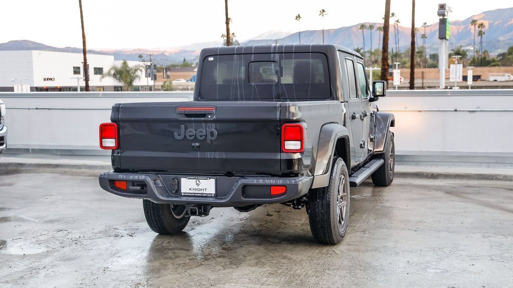 New 2026 Jeep Gladiator Sport AWD/4WD image 9