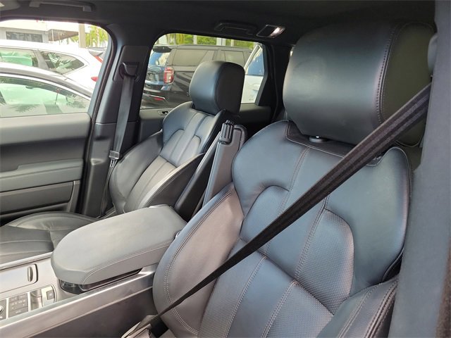 Used 2015 Land Rover Range Rover Sport HSE image 9