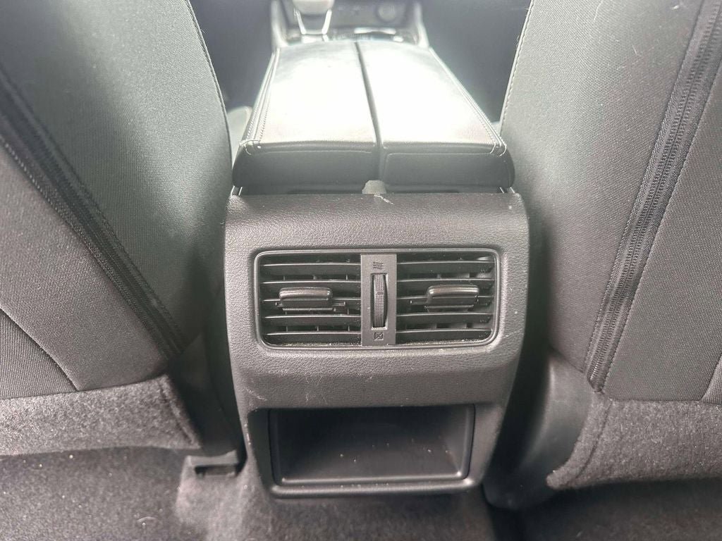 Used 2023 Nissan Rogue S AWD/4WD image 12
