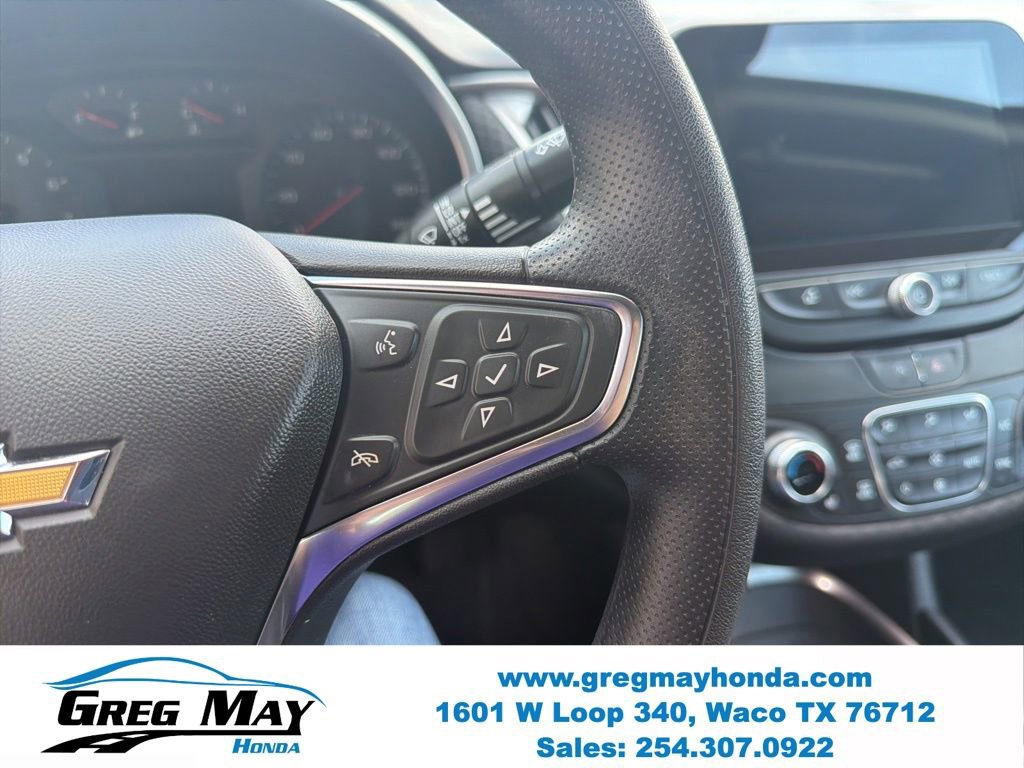 Used 2025 Chevrolet Malibu LT FWD image 11