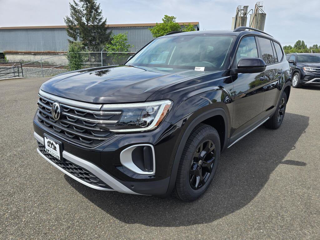 New 2026 Volkswagen Atlas Peak Edition AWD/4WD image 7