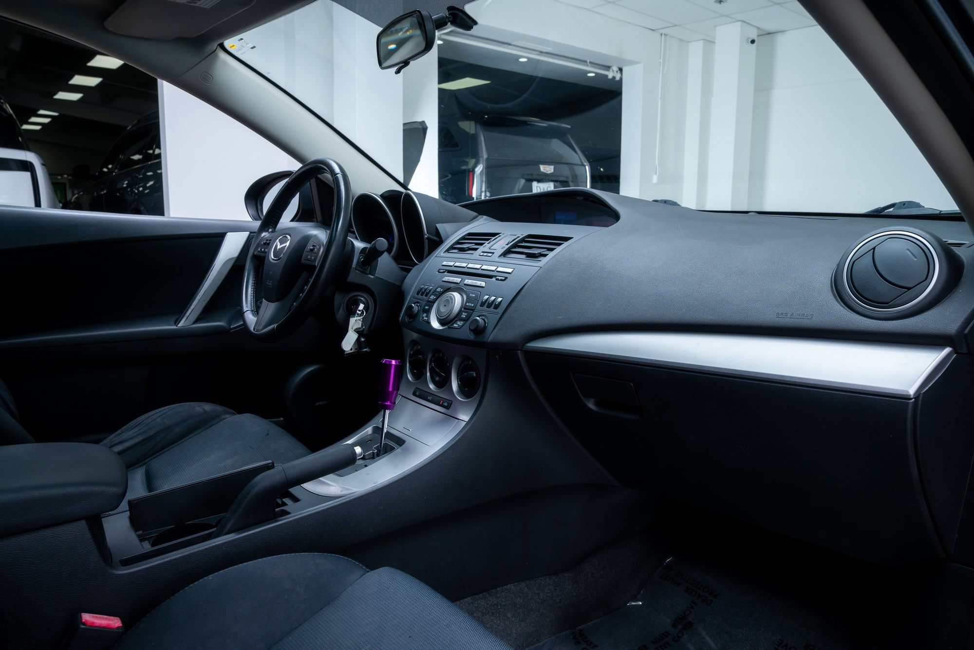 Used 2011 MAZDA MAZDA3 s Sport FWD image 24