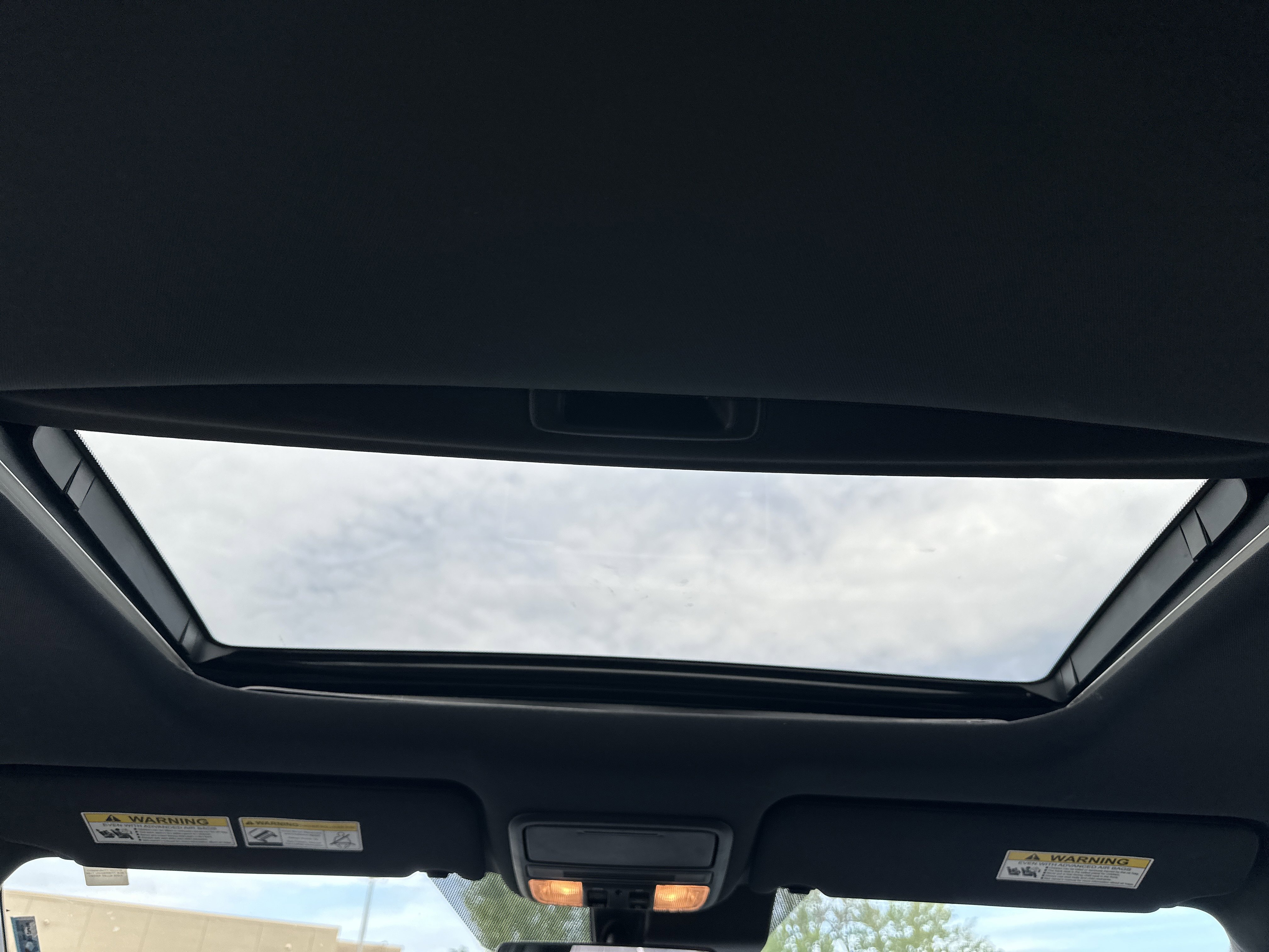 Used 2025 Honda Passport EX-L image 18