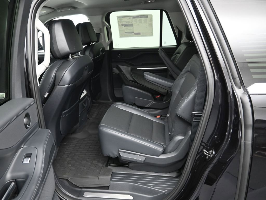 New 2026 Lincoln Navigator L Premier image 23