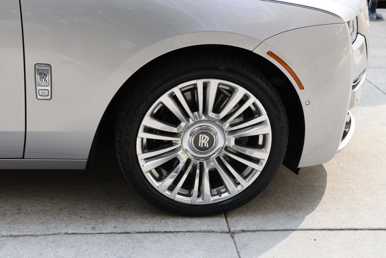 Used 2022 Rolls-Royce Ghost w/ Ghost Package image 26