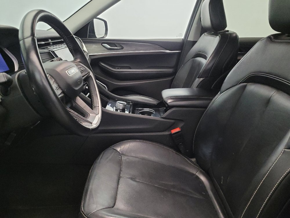 Used 2021 Jeep Grand Cherokee L Limited AWD/4WD image 17