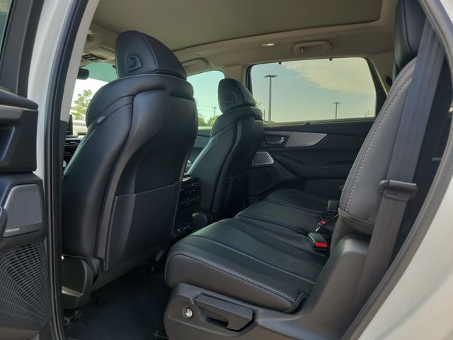 Used 2026 Acura MDX w/ Technology Package FWD image 12
