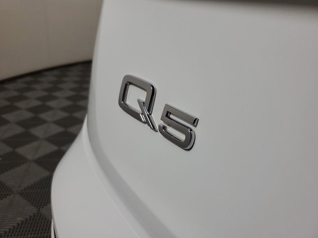 Used 2024 Audi Q5 Prestige w/ Prestige Package AWD/4WD image 8